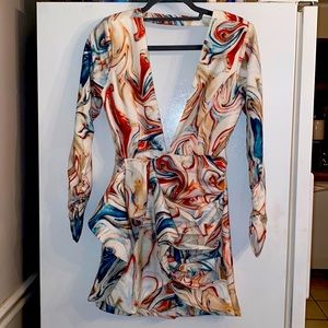 NWT LUXXEL LONG SLEEVE MINI DRESS